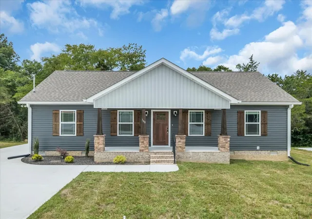 Photo 1 of Single family home for sale at 108 Demombreum Cir, Shelbyville, TN 37160 | MLS# 3311805 | Listing updated on 2026-07-31