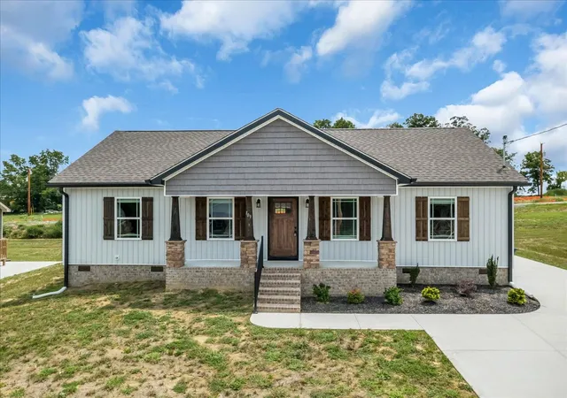Photo 1 of Single family home for sale at 109 Demombreum Cir, Shelbyville, TN 37160 | MLS# 3311807 | Listing updated on 2026-07-31