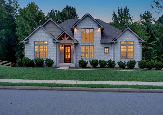 2nd image of 2545 Everwood Ct, Clarksville, TN 37043 | MLS# 3319135