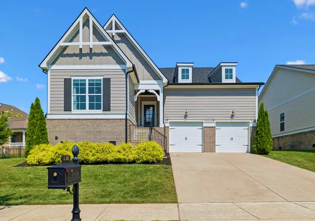 Photo 1 of Sale Pending at 2310 Durham Trl Dr, Thompsons Station, TN 37179 | MLS# 3311653 | Listing updated on 2026-09-04