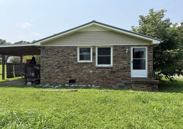1st image of 6 Greer Ct #6, Charlotte, TN 37036 | MLS# 3501026