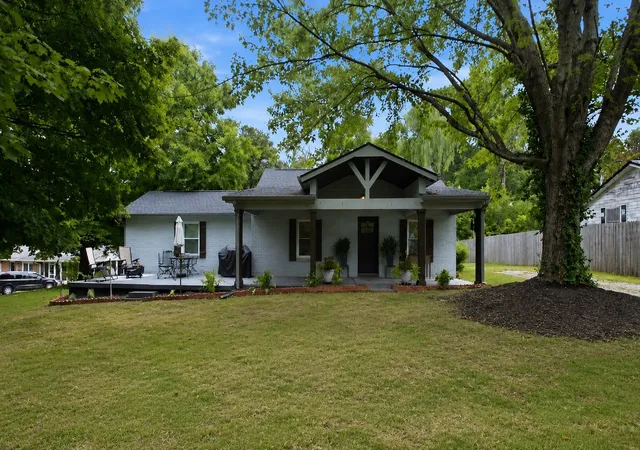 1st image of 106 Martin St, Charlotte, TN 37036 | MLS# 3311828
