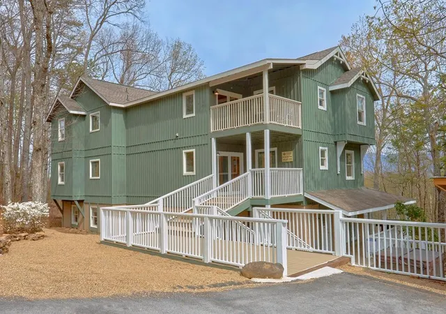 Photo 1 of Sale Pending at 1106 Tanrac Trl, Gatlinburg, TN 37738 | MLS# 3591744 | Listing updated on 2026-09-17