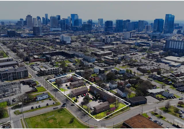Photo 1 of Sale Pending at 516 19th Avenue N, Nashville, TN 37203 | MLS# 3311631 | Listing updated on 2026-09-28