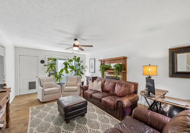Photo 4 of Single family home for sale at 2705 Buckner Rd, Thompsons Station, TN 37179 | MLS# 3333640 | Listing updated on 2026-08-09