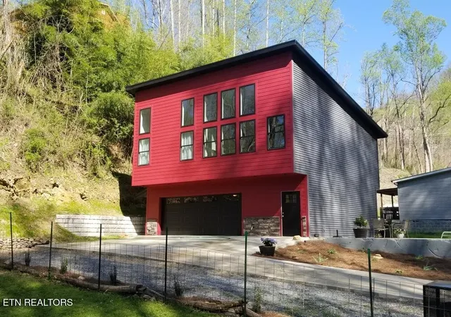 1st image of 667 Turkey Nest Rd, Gatlinburg, TN 37738 | MLS# 3311637