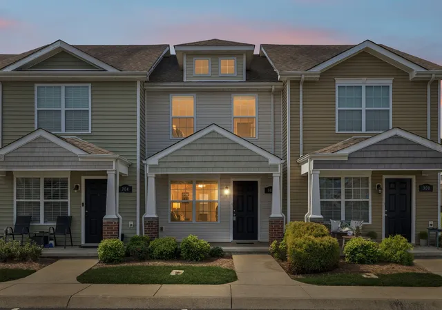 1st image of 302 Sam Houston Cir, Clarksville, TN 37040 | MLS# 3509886