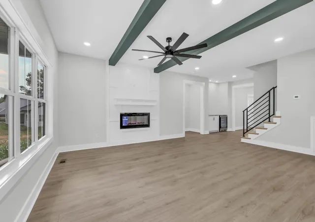 Photo 4 of Single family home for sale at 1717 Powell Rd, Clarksville, TN 37043 | MLS# 3318649 | Listing updated on 2026-08-03