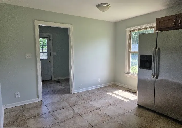 Photo 3 of Sale Pending at 2819 Sparrow Dr, Clarksville, TN 37040 | MLS# 3311739 | Listing updated on 2026-08-13