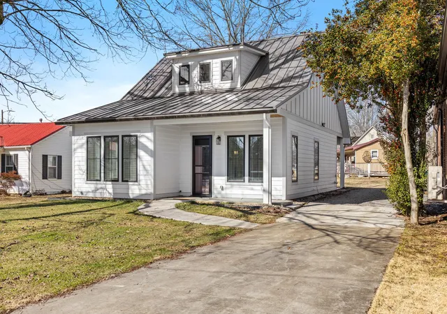 2nd image of 103 E Main Street, Englewood, TN 37329 | MLS# 3311737