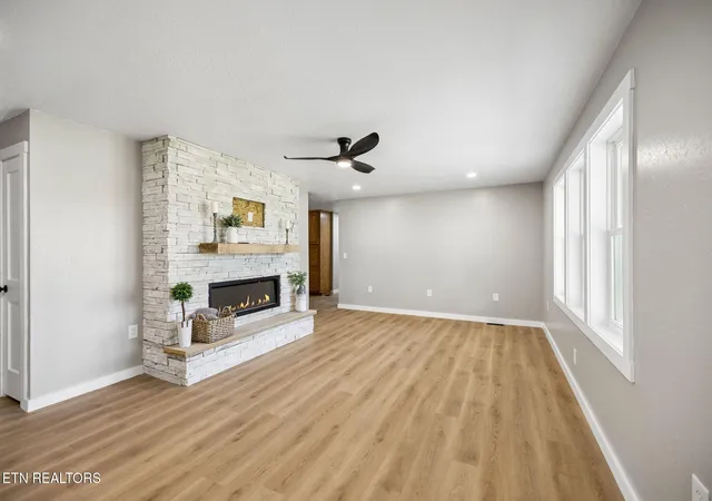 3rd image of 1509 Ted Davis Rd, Crossville, TN 38572 | MLS# 3311763
