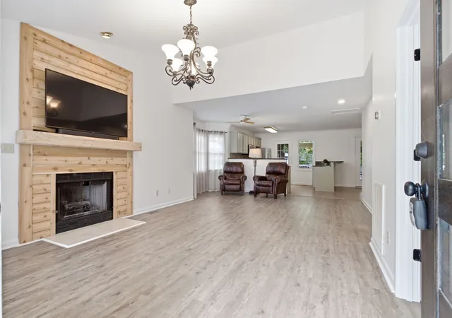 Photo 3 of Single family home for sale at 645 Wildwood Trce, Winchester, TN 37398 | MLS# 3314284 | Listing updated on 2026-08-29