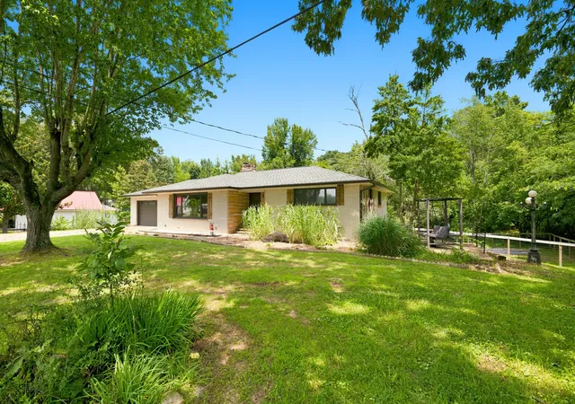 2nd image of 250 Washington Ave, Camden, TN 38320 | MLS# 3319354