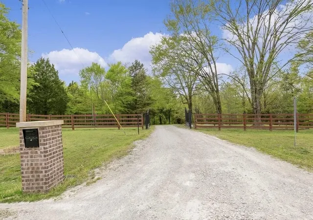 3rd image of 138 Herbert Neal Rd, Milan, TN 38358 | MLS# 3311817