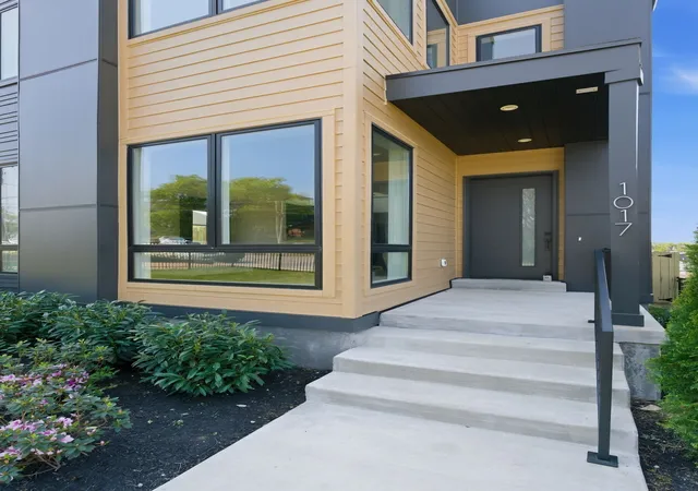 2nd image of 1017 Argyle Ave, Nashville, TN 37203 | MLS# 3320687