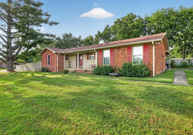 2nd image of 108 Savely Dr, Hendersonville, TN 37075 | MLS# 3319012