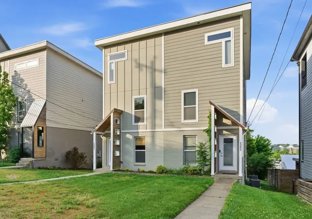 Photo 2 of Townhouse for sale at 126c Fern Ave, Nashville, TN 37207 | MLS# 3319148 | Listing updated on 2026-08-16