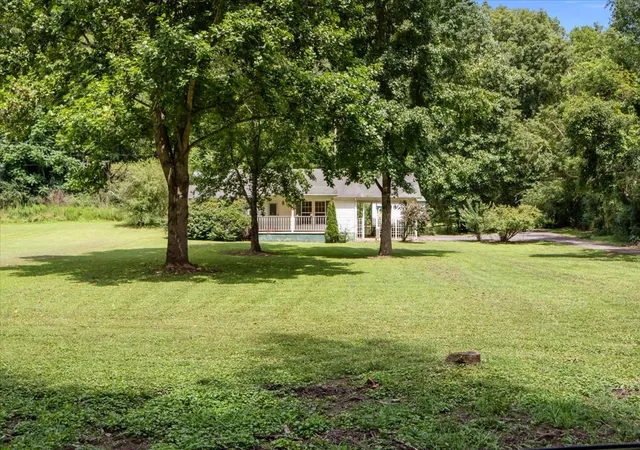 3rd image of 239 Longbranch Rd, Hohenwald, TN 38462 | MLS# 3312102