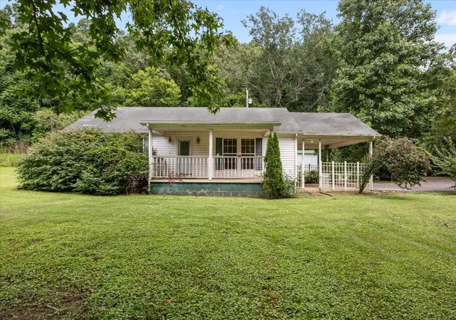 5th image of 239 Longbranch Rd, Hohenwald, TN 38462 | MLS# 3312102