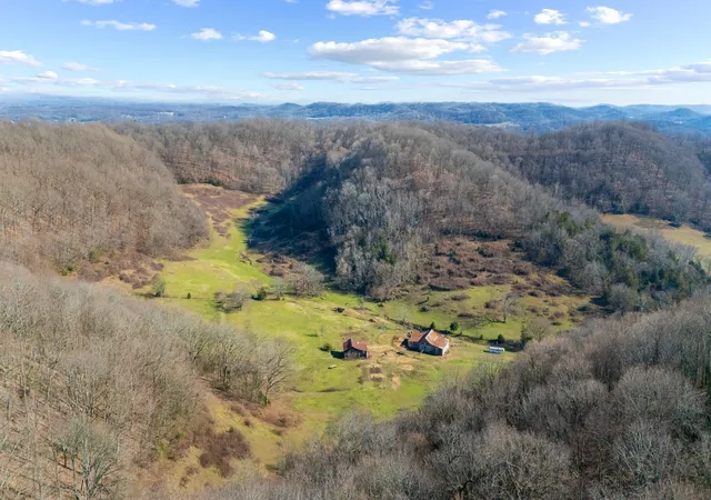 Photo 1 of House for sale at 4701 Reed Rd, Thompsons Station, TN 37179 | MLS# 3316008 | Listing updated on 2026-07-31