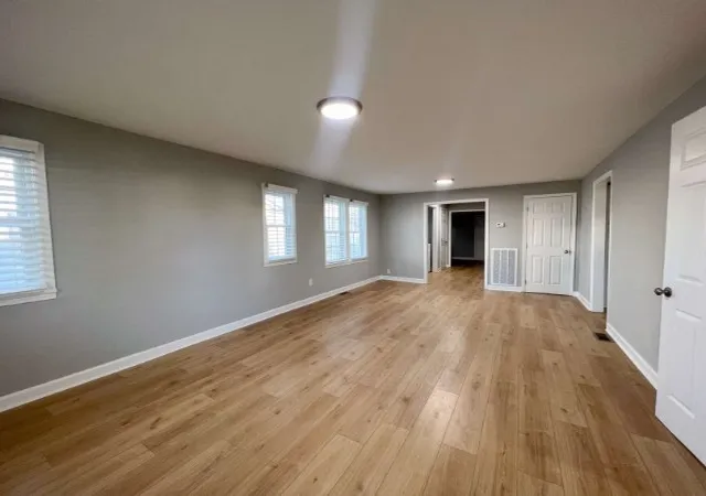 2nd image of 413 5th St, Lawrenceburg, TN 38464 | MLS# 3311928