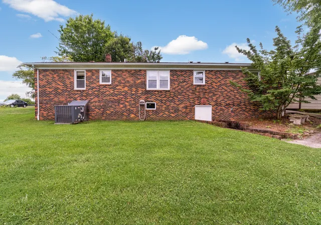 4th image of 3035 Monterey Hwy, Sparta, TN 38583 | MLS# 3311872