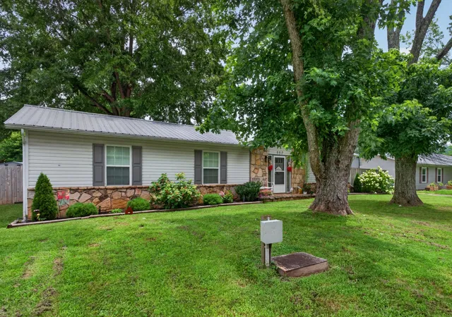 3rd image of 357 Old Qualls Rd, Cookeville, TN 38506 | MLS# 3311978