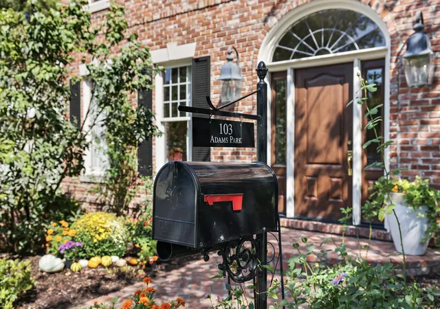 2nd image of 103 Adams Park, Nashville, TN 37205 | MLS# 3312608