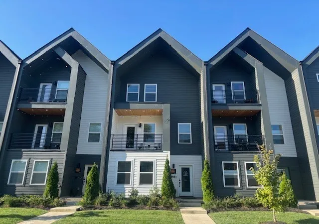 Photo 1 of Townhouse for sale at 112 Fitzgerald Dr, Nashville, TN 37214 | MLS# 3320341 | Listing updated on 2026-08-06