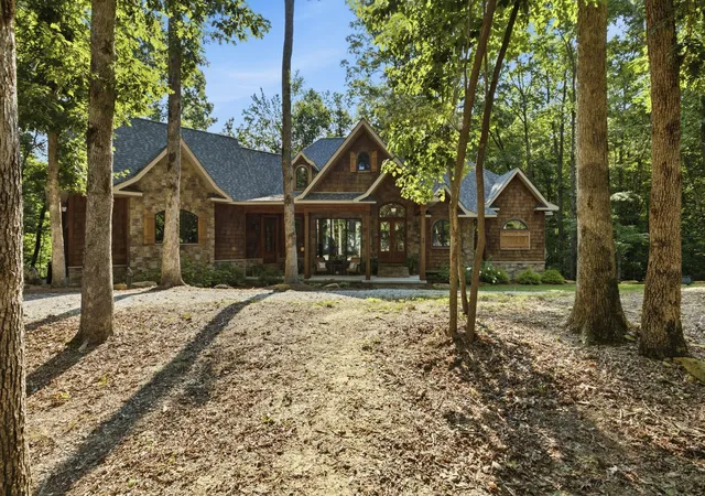 Photo 3 of Single family home for sale at 40 Trussell Crk Trl, Monteagle, TN 37356 | MLS# 3312749 | Listing updated on 2026-10-02