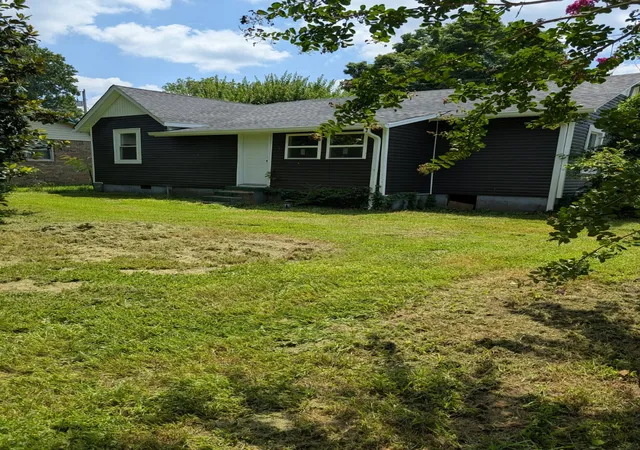 2nd image of 207 East Wyly Street, Waverly, TN 37185 | MLS# 3319782