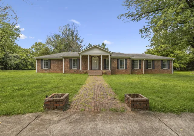 Photo 4 of Single family home for sale at 1929 Hickory Ridge Rd, Lebanon, TN 37087 | MLS# 3316388 | Listing updated on 2026-09-28