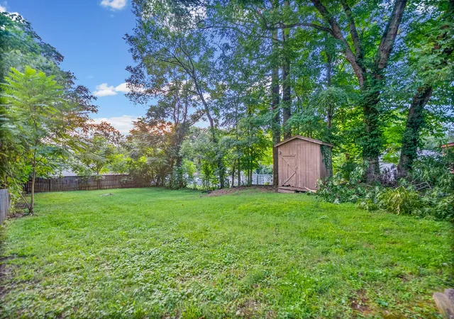 Photo 14 of Single family home for sale at 966 Greenwood Ave, Clarksville, TN 37040 | MLS# 3312499 | Listing updated on 2026-09-07