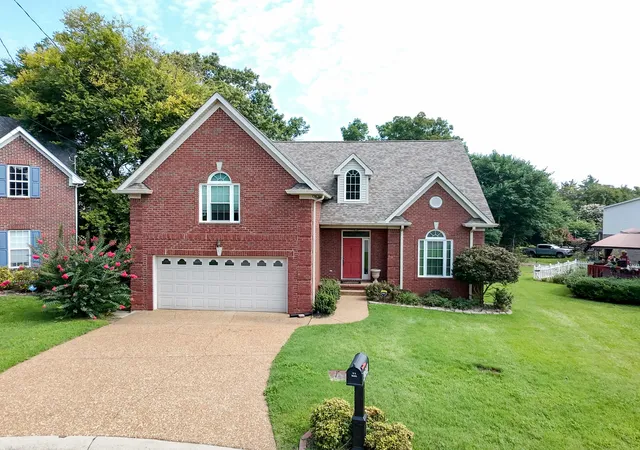 Photo 2 of Single family home for sale at 4304 Cambridge Dr, Antioch, TN 37013 | MLS# 3314450 | Listing updated on 2026-07-30
