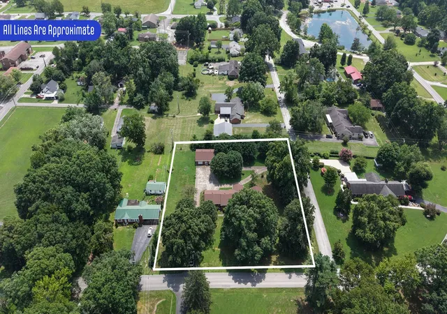 1st image of 505 Meador Dr, Lafayette, TN 37083 | MLS# 3314364