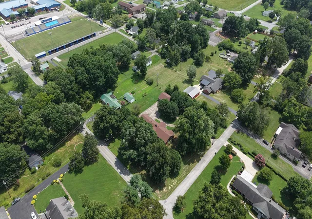 4th image of 505 Meador Dr, Lafayette, TN 37083 | MLS# 3314364