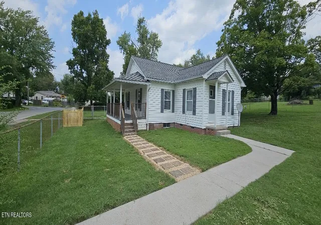 35th image of 2330 Mitchell Ave, Maryville, TN 37804 | MLS# 3312158