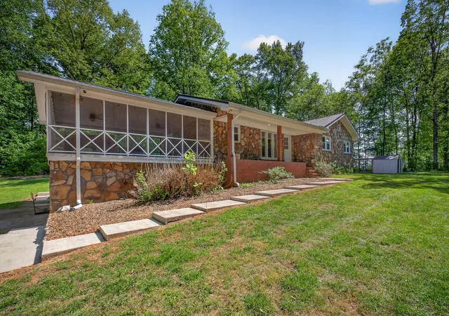 2nd image of 214 Boyd Creek Rd, Sparta, TN 38583 | MLS# 3312233