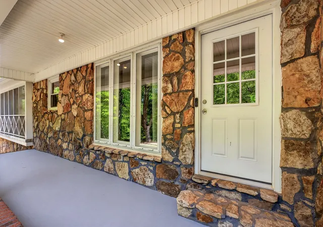 3rd image of 214 Boyd Creek Rd, Sparta, TN 38583 | MLS# 3312233