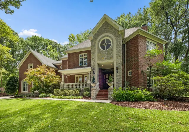 1st image of 943 Oak Valley Ln, Nashville, TN 37220 | MLS# 3524701