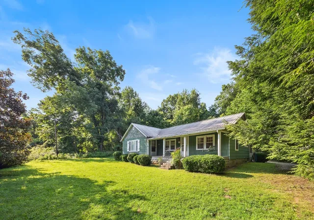3rd image of 4335 Hwy 48 N, Nunnelly, TN 37137 | MLS# 3312240