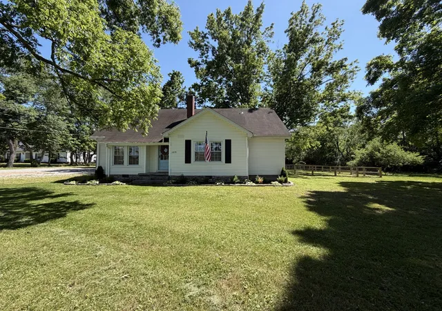 1st image of 1610 Cairo Rd, Gallatin, TN 37066 | MLS# 3320361
