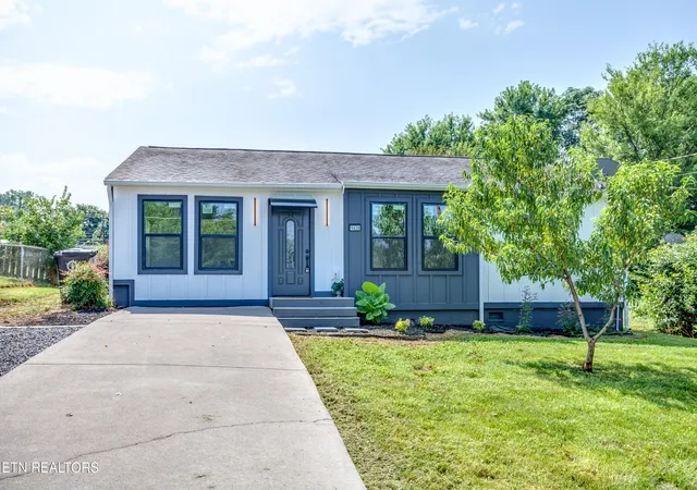 2nd image of 1430 Madison St, Morristown, TN 37814 | MLS# 3312275