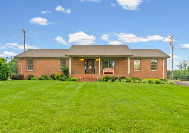 2nd image of 5005 Harmony Grove Rd, Hopkinsville, KY 42240 | MLS# 3312282