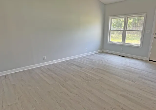 5th image of 270 Maddox Loop, Savannah, TN 38372 | MLS# 3312281