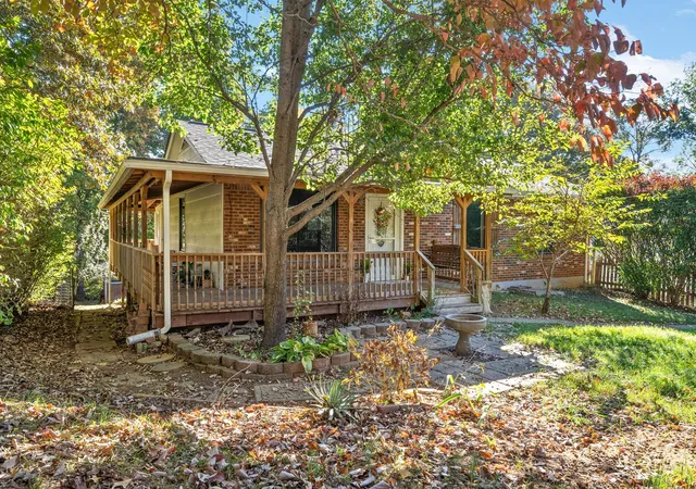 2nd image of 527 Ginkgo Dr, Clarksville, TN 37042 | MLS# 3514578
