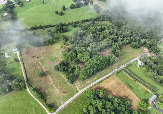 3rd image of 280 Lake Westmoreland Rd, Westmoreland, TN 37186 | MLS# 3312360