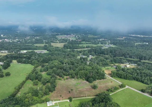 5th image of 284 Lake Westmoreland Rd, Westmoreland, TN 37186 | MLS# 3312353