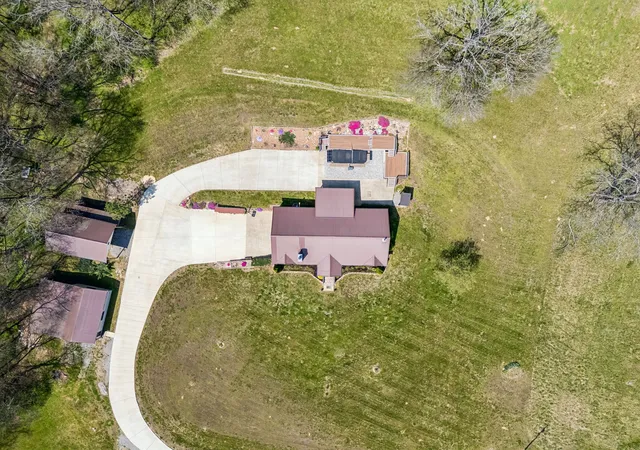 3rd image of 240 Scenic Ct, Pulaski, TN 38478 | MLS# 3318727