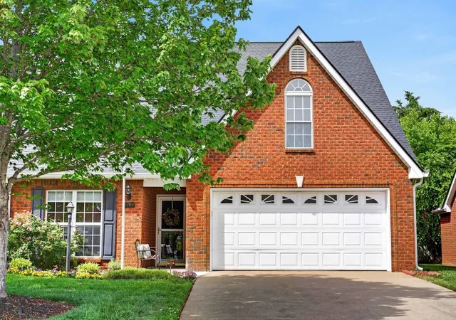 Photo 1 of Single family home for sale at 2766 Waywood Dr, Murfreesboro, TN 37128 | MLS# 3318497 | Listing updated on 2026-08-26